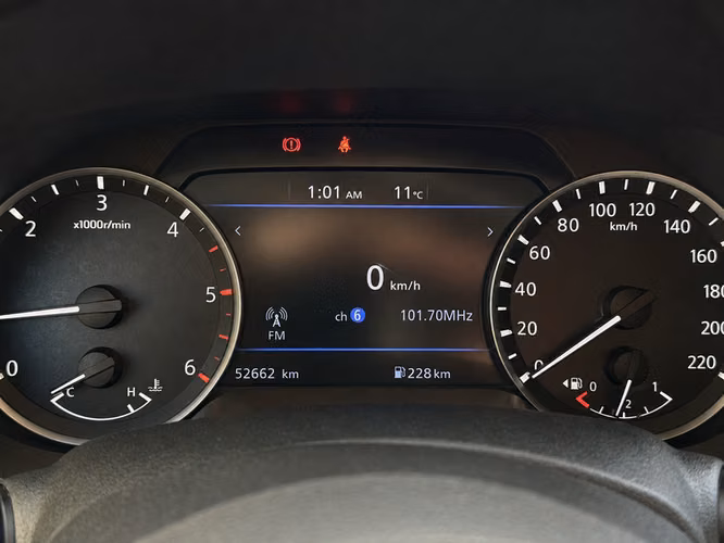 NISSAN NAVARA XE 4X2 2.3 - 2024 | 4533 - Imagen 9