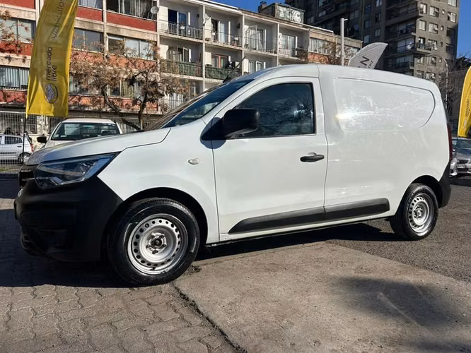RENAULT EXPRESS 1,5 DSL FURGON ZEN MT - 2023 | 4565