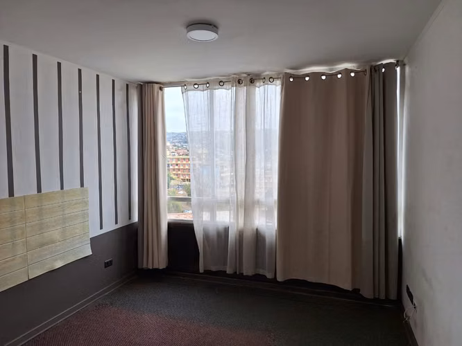 ¡Dpto en arriendo con vista Hermosa a la Bahía de Valparaíso de Cerro Baron! - Imagen 4