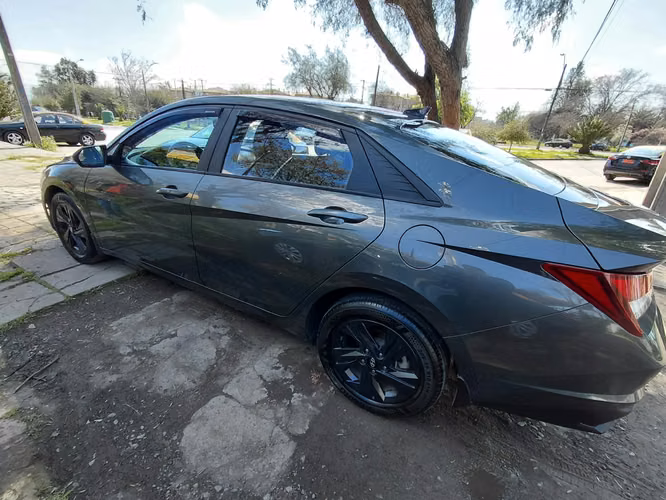 Hyundai Elantra cn7 1.6