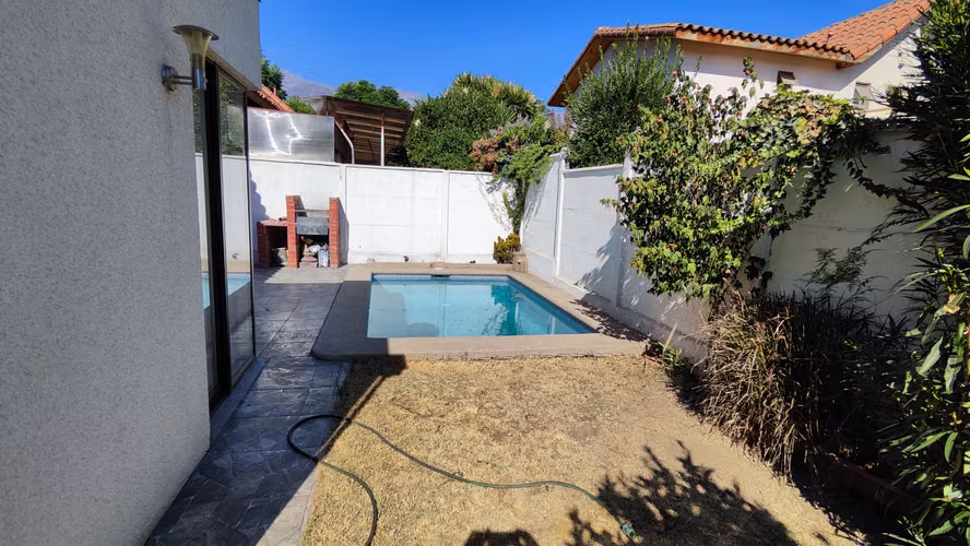 Casa Peñalolén El Valle Piscina - Imagen 8