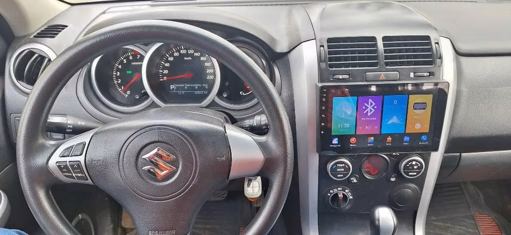 Suzuki grand nomade 2014 4x4 automático - Imagen 5