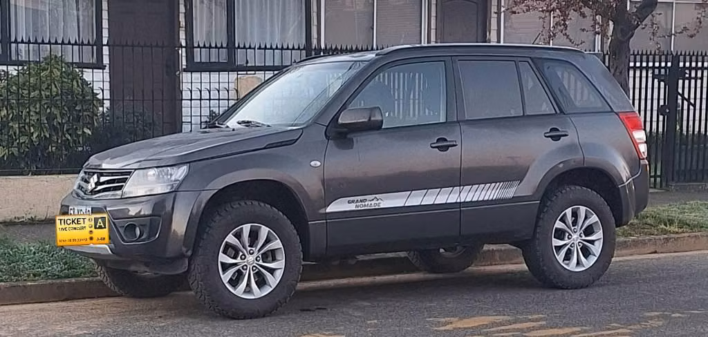 Suzuki grand nomade 2014 4x4 automático