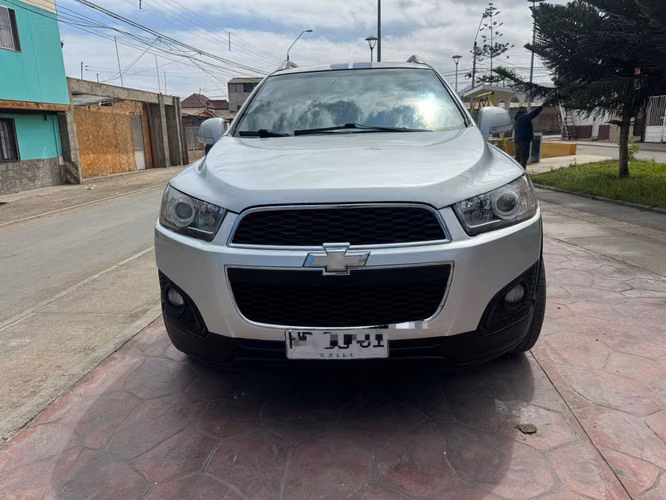CHEVROLET CAPTIVA DIESEL AUTOMATICA 4X4 AÑO 2015 - Imagen 10
