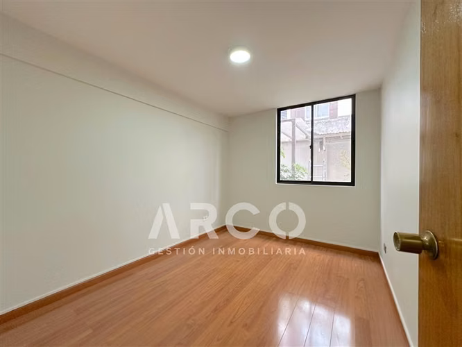 Depto con Patio 3 dorm. + 1 dorm servicio exterior. Sucre. - Imagen 32