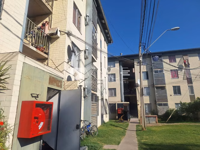 SE VENDE DPTO DE 3 D EN CERRILLOS