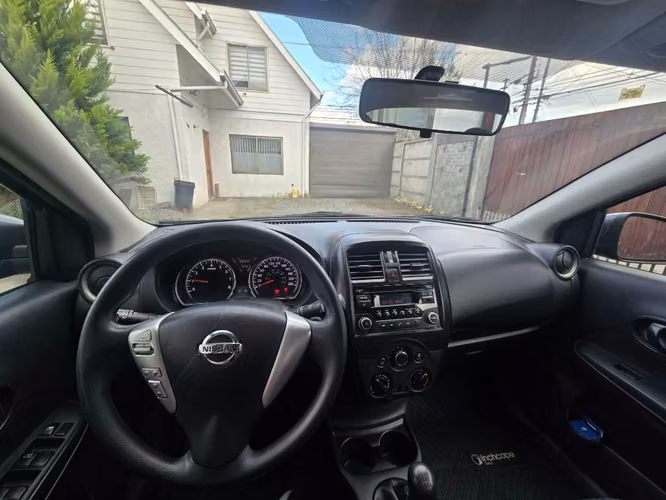 Nissan Versa Sense - Imagen 2