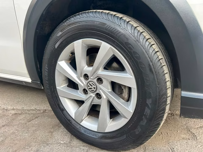 VOLKSWAGEN SAVEIRO CD 1.6 - 2022 | 4602 - Imagen 9