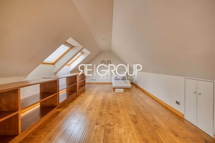 Casa en arriendo de 6 dorm. en Lo Barnechea