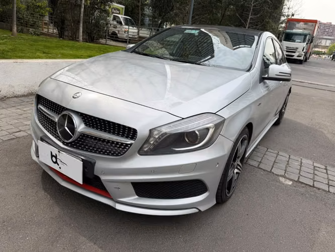 MERCEDES-BENZ A250 CGI 2.0 AUT 2016