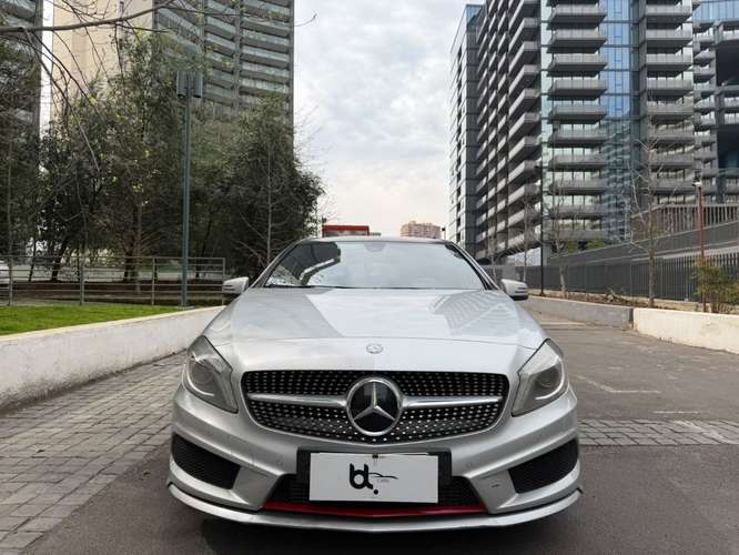 MERCEDES-BENZ A250 CGI 2.0 AUT 2016