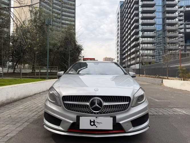 MERCEDES-BENZ A250 CGI 2.0 AUT 2016