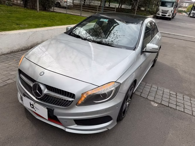 MERCEDES-BENZ A250 CGI 2.0 AUT 2016