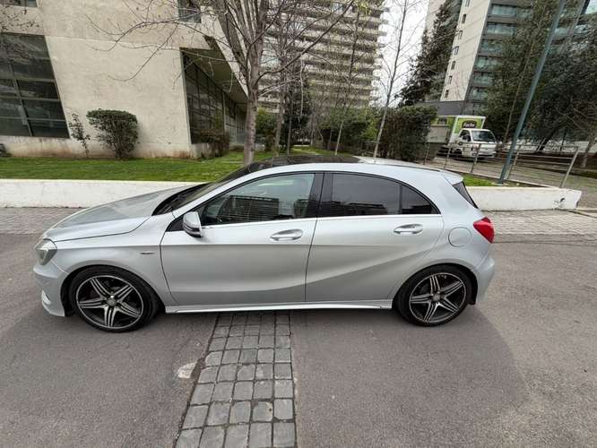 MERCEDES-BENZ A250 CGI 2.0 AUT 2016