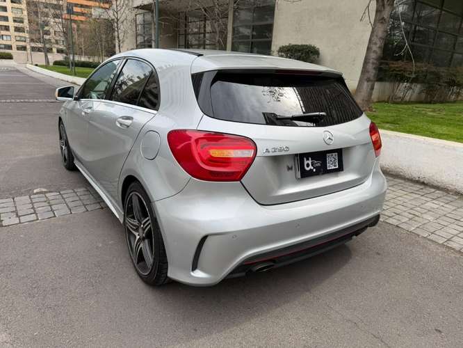 MERCEDES-BENZ A250 CGI 2.0 AUT 2016