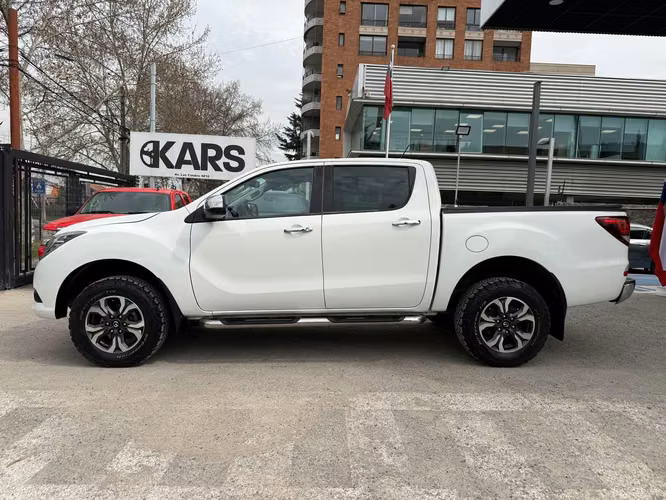 MAZDA BT-50  2020 - Imagen 8