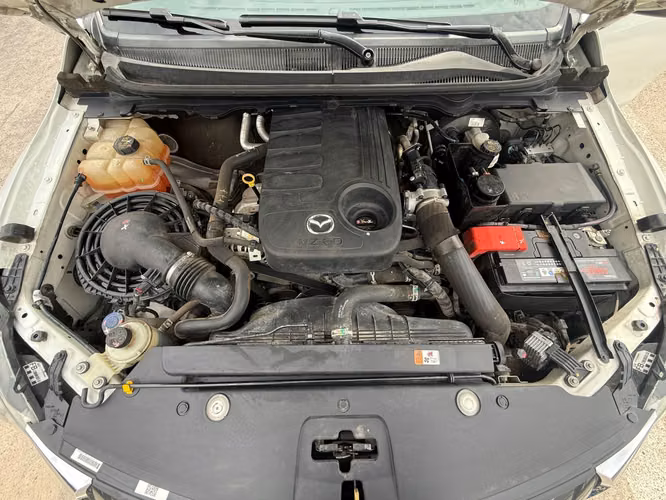 MAZDA BT-50  2020 - Imagen 10