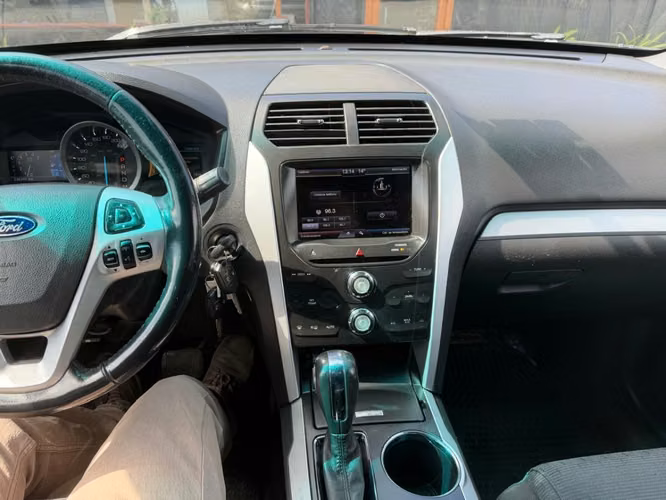 FORD EXPLORER 4X2 AT 3.5 3 CORRIDAS 2014 - Imagen 14