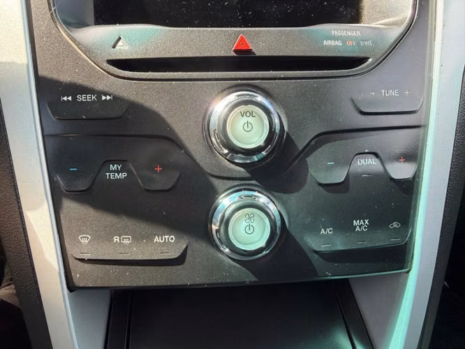 FORD EXPLORER 4X2 AT 3.5 3 CORRIDAS 2014 - Imagen 20