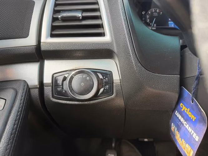 FORD EXPLORER 4X2 AT 3.5 3 CORRIDAS 2014 - Imagen 18