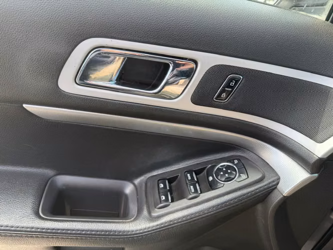 FORD EXPLORER 4X2 AT 3.5 3 CORRIDAS 2014 - Imagen 16