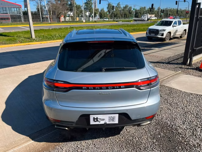 PORSCHE MACAN R4 2.0  2022 - Imagen 3