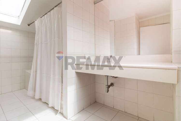 Vive en este duplex espacioso - Imagen 17