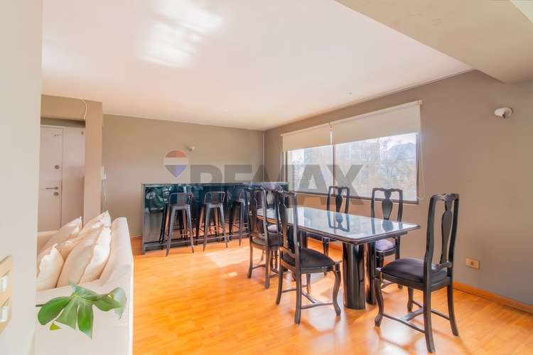 Vive en este duplex espacioso - Imagen 22