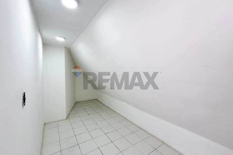 Vive en este duplex espacioso - Imagen 9