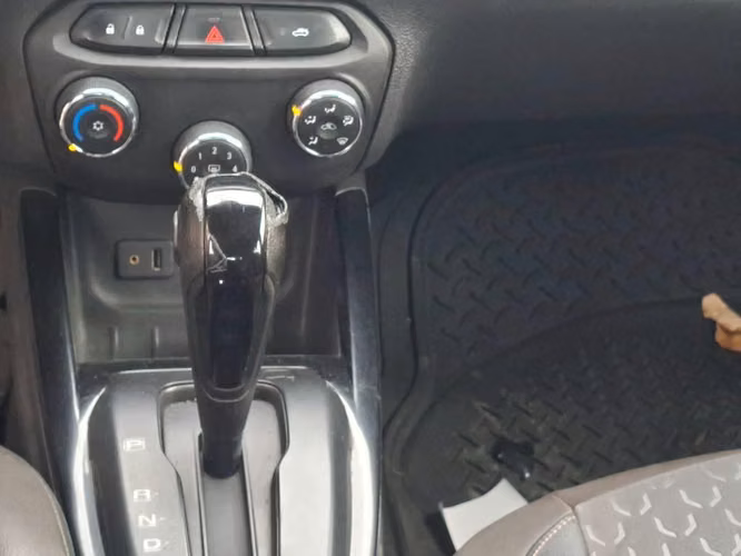 Se vende auto Automático