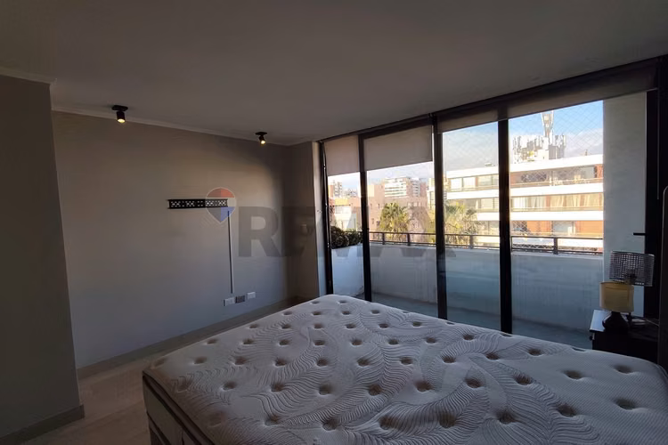Remodelado con vista periferica en calle holanda - Imagen 25