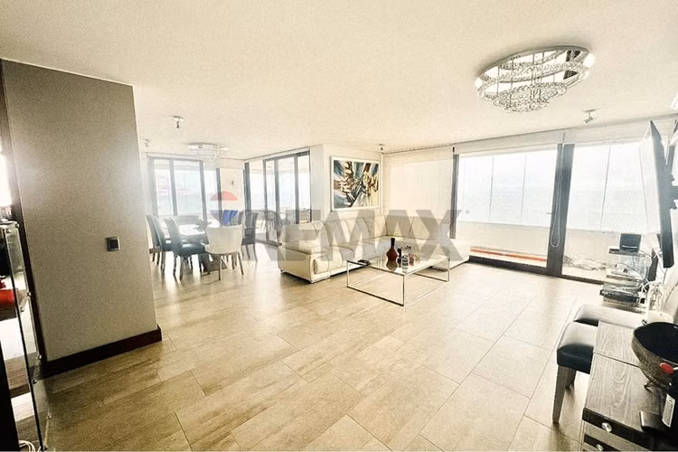 Se vende -  exclusivo departamento amoblado - Imagen 4