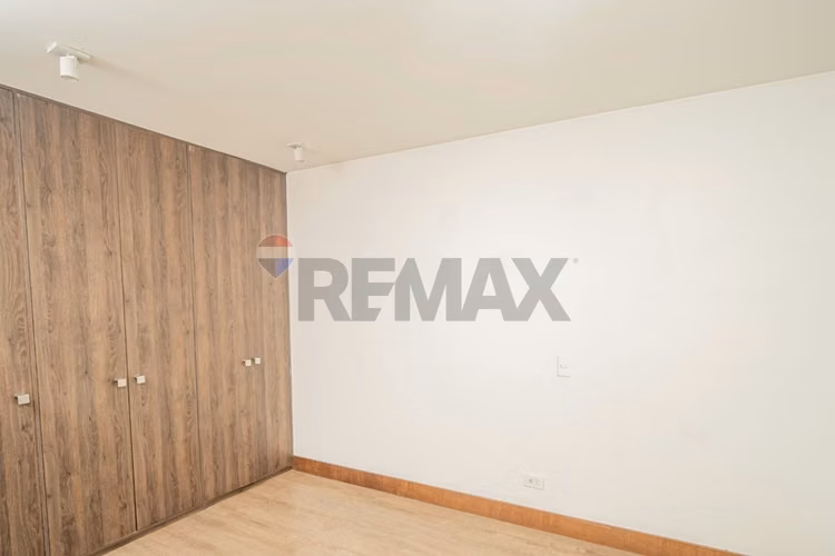 Se vende -  exclusivo departamento amoblado - Imagen 18
