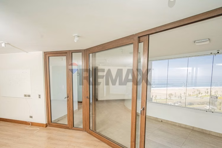Se vende -  exclusivo departamento amoblado - Imagen 23