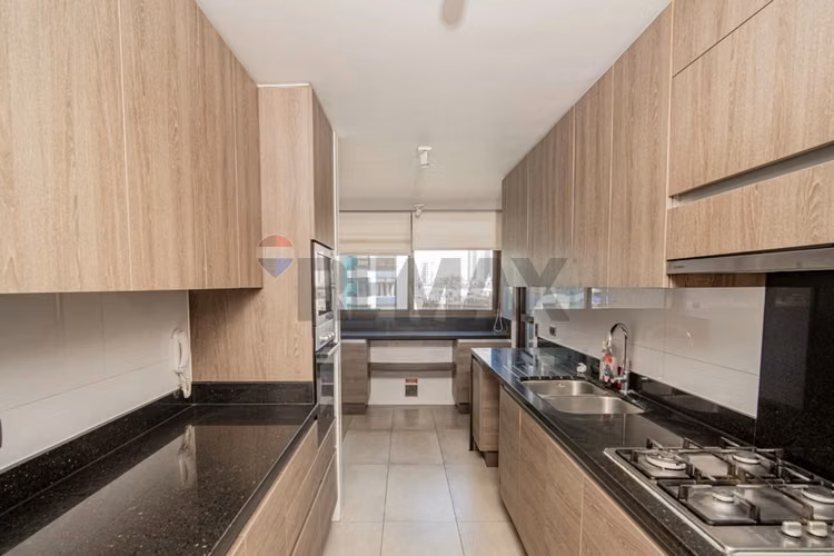 Se vende -  exclusivo departamento amoblado - Imagen 16