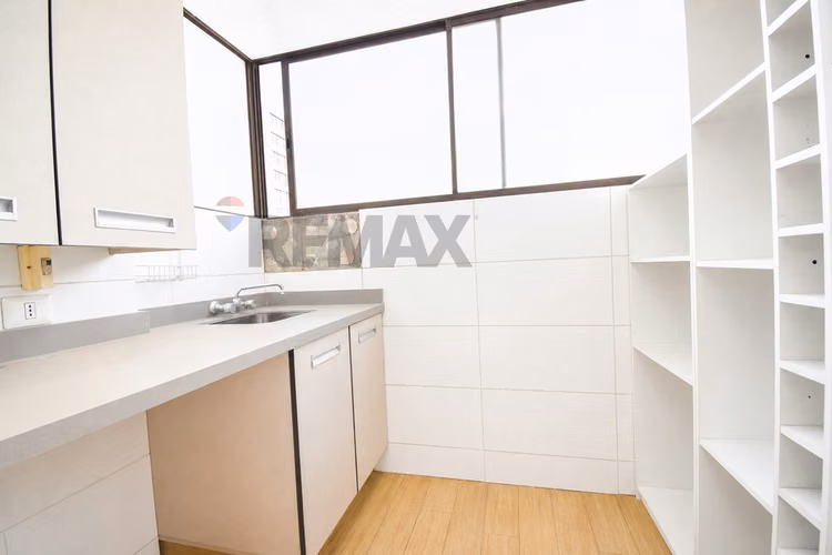 En venta 148m2 totales remodelado - 4 dorm. - Imagen 21