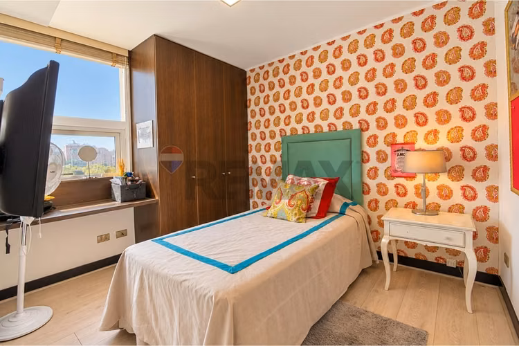 Exclusivo duplex penthouse con quincho y jacuzzi - Imagen 13