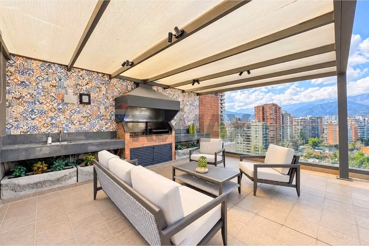 Exclusivo duplex penthouse con quincho y jacuzzi - Imagen 26