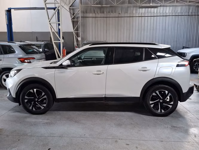 PEUGEOT 2008 2021 - Imagen 5
