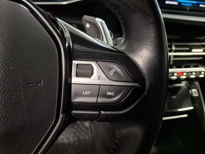 PEUGEOT 2008 2021 - Imagen 13