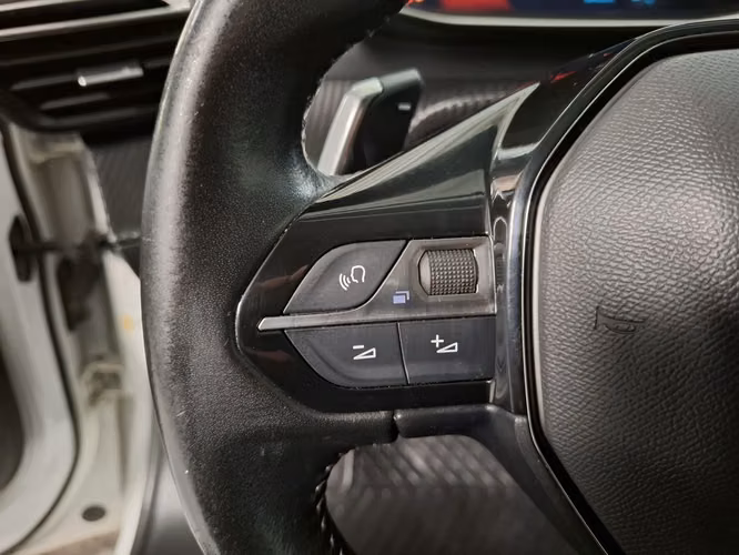 PEUGEOT 2008 2021 - Imagen 12