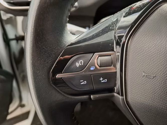 PEUGEOT 3008 2022 - Imagen 12