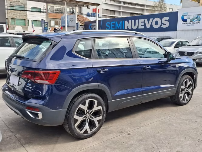 VOLKSWAGEN TAOS 2025