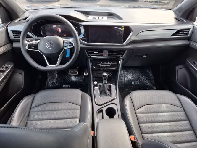 VOLKSWAGEN TAOS 2025