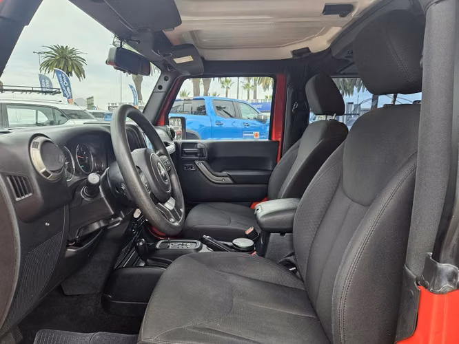 Jeep Wrangler Wrangler Sport 4x4 3.6 Aut 2017