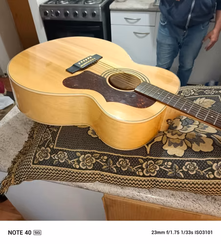 Guitarra Acústica Epiphone - Imagen 4