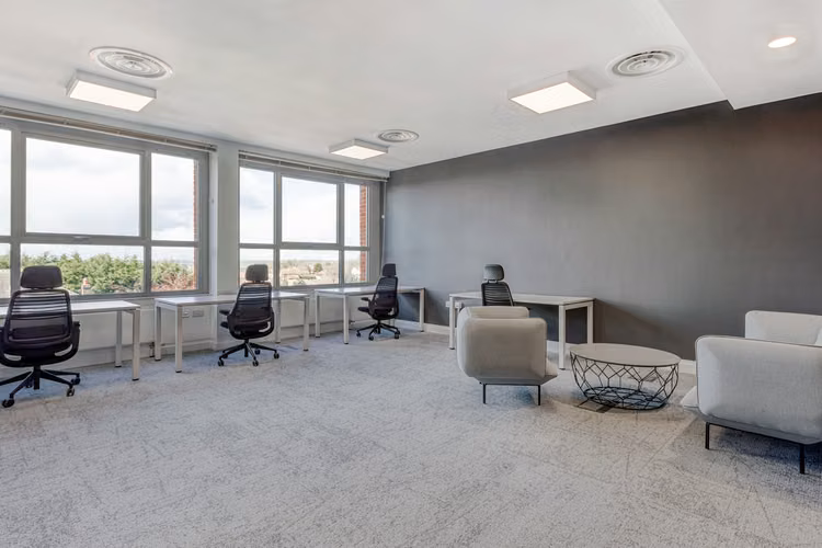Oficina en arriendo ubicado en Barrio El Golf - Imagen 8