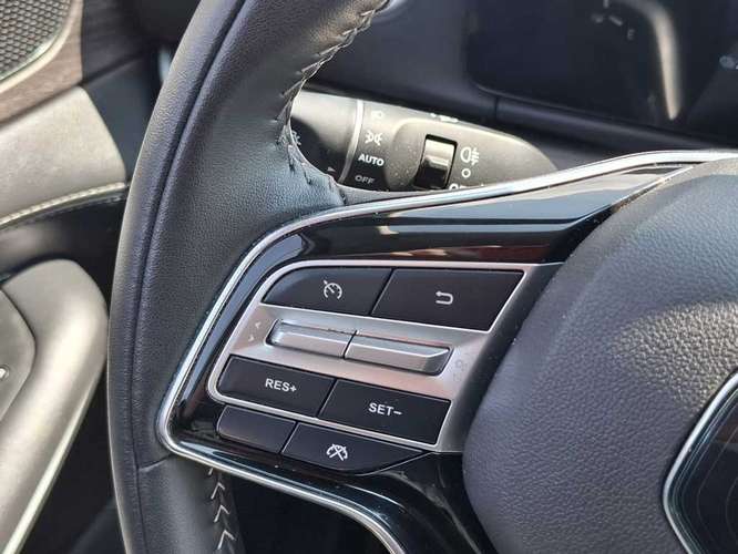 DFSK 600 PHEV 2025