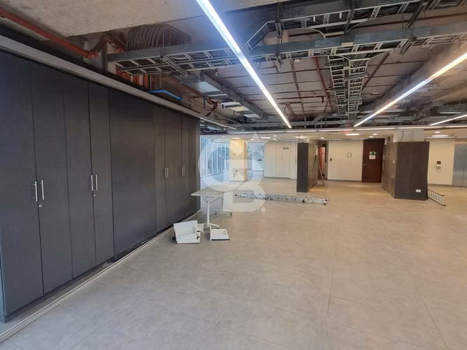 Oficina 550m2 en Costanera Andrés Bello - Imagen 14