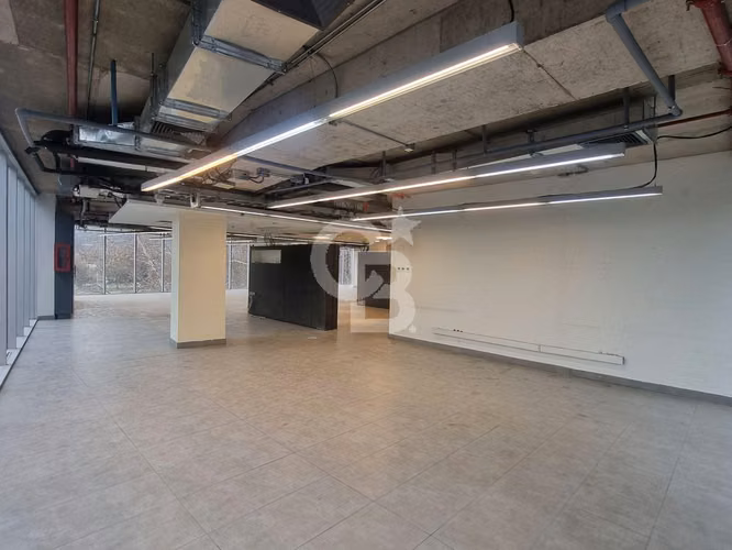 Oficina 550m2 en Costanera Andrés Bello - Imagen 10